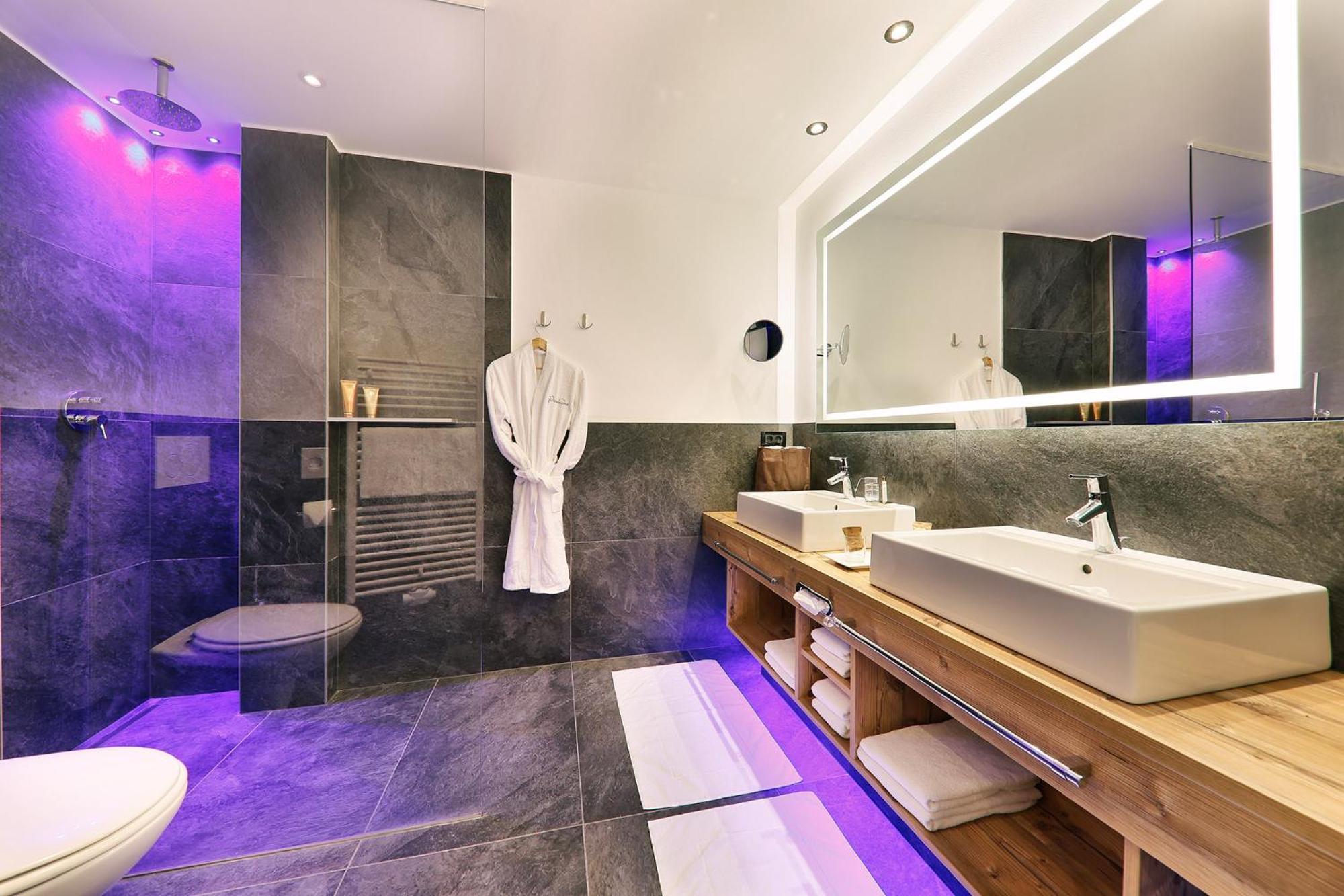 Hotel Panorama Schenna Bilik gambar